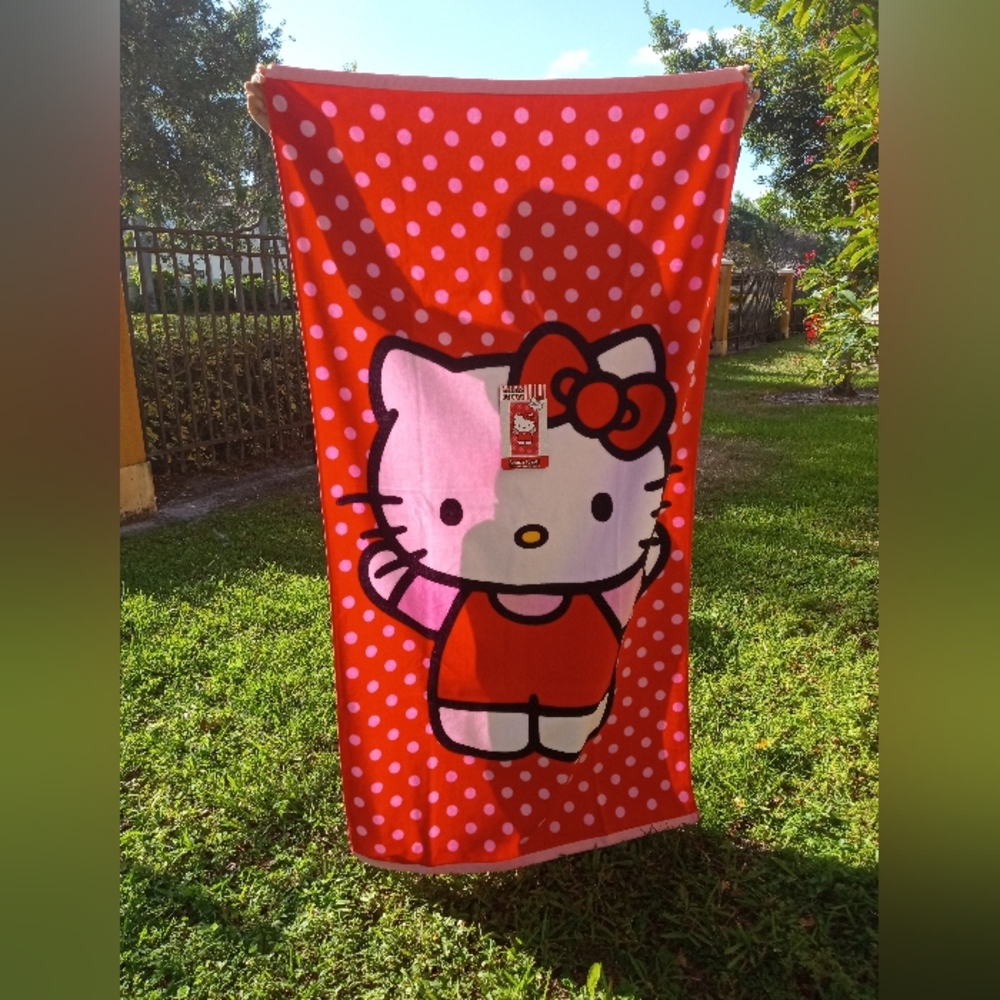 Hello Kitty NWT Beach Towel 🏖️ Limited edition